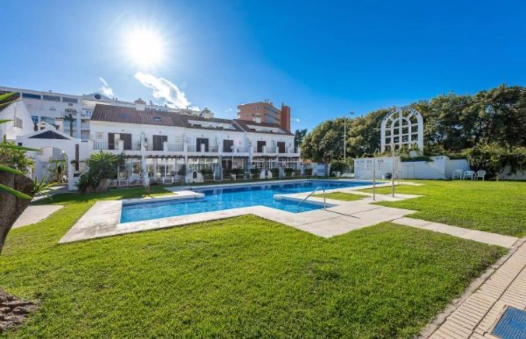 Piso En Fuengirola Castillo Sohail Екстериор снимка